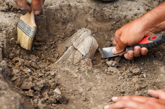 Археологи обнаружили коньки возрастом около 1000 лет