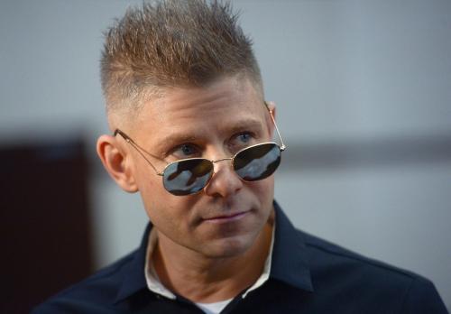 Звезду, поймал!: Митя Фомин устроил скандал Аэрофлоту - «Новости»