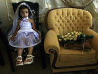 Как ребёнок воспитывает ребенка. Правозащитники критикуют ранние браки в Идлибе (MENA) - «Общество»