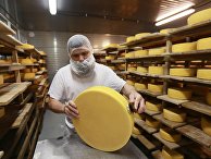 Neue Zurcher Zeitung (Швейцария): русские варят швейцарский сыр - «Новости»