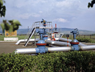 Bloomberg (США): гигантский трубопровод советских времен заполнен грязной нефтью - «Новости»