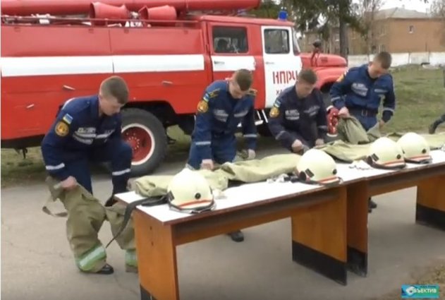 Харьковские курсанты-спасатели провели учения. ВИДЕО - «Новости»