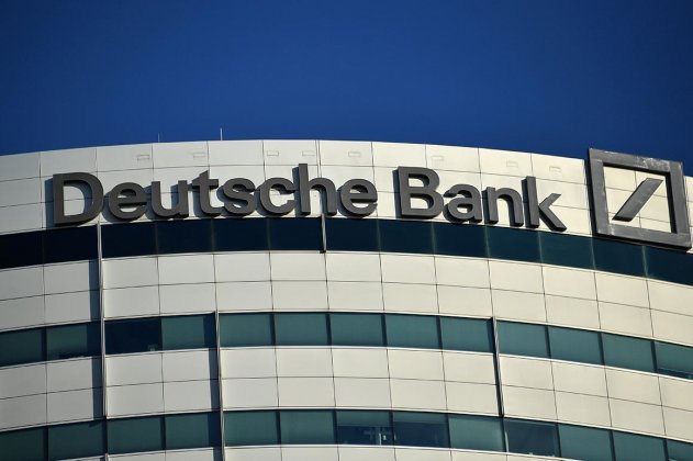 Крупнейшему банку Германии грозят штрафы за отмывание денег из России - «Новости»