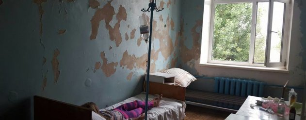 В Крыму страшно жить, еще страшнее – болеть: врачей нет, люди ждут приема по три месяца - «Новости»