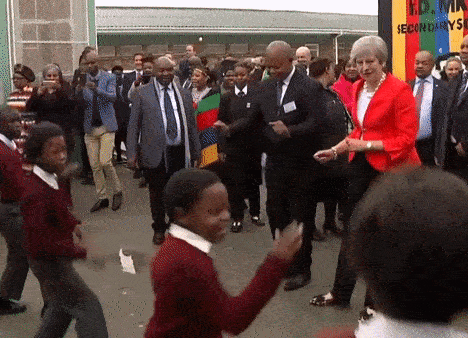 Тереза Мэй уходит в отставку, но её смешные выходки будут помнить вечно - «ДНР и ЛНР»