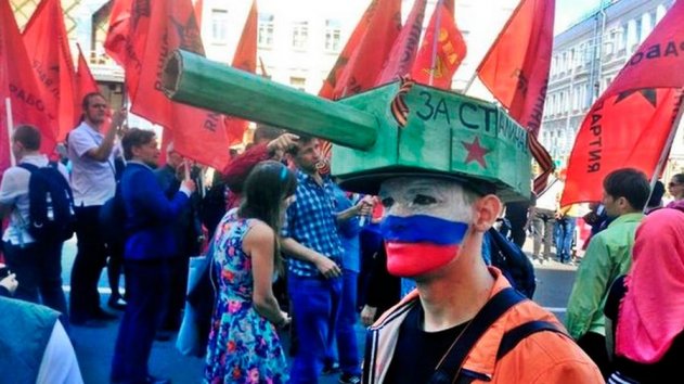 Истоки победобесия: Как Кремль готовит россиян к 9 мая - «Новости»