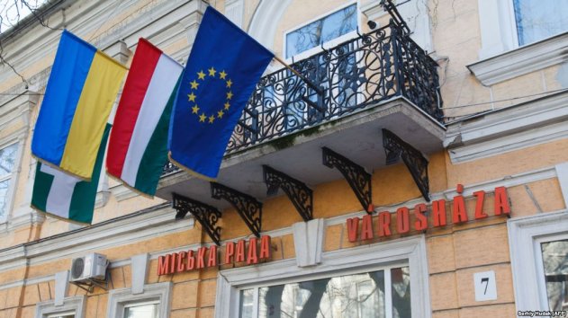 Венгерские шестерки Кремля не оставляют в покое Закарпатье - «Новости»