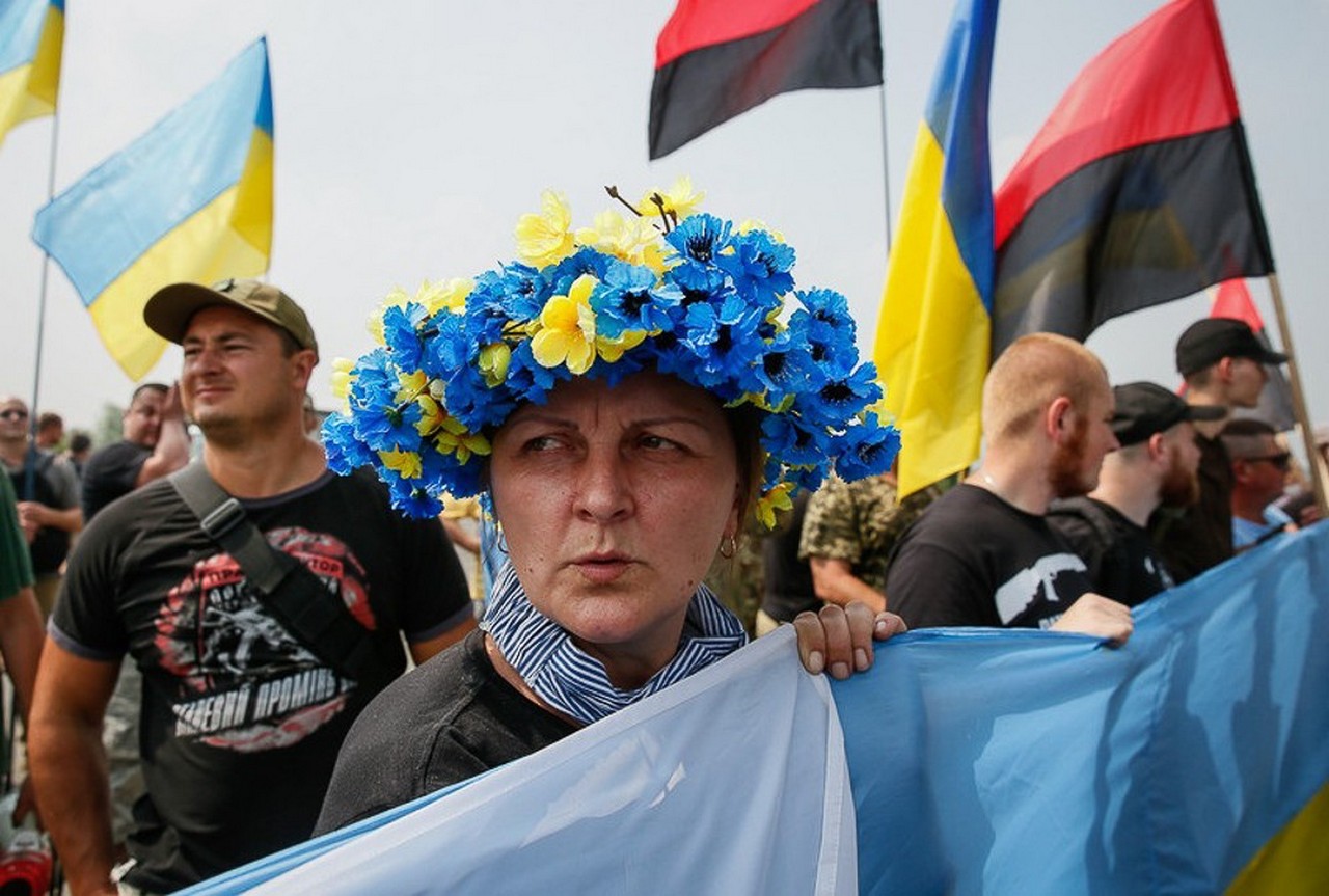 Украинцы про украину. Бандеровцы на Украине. Украина сейчас. Францюватый на Украине. Крах Украины.