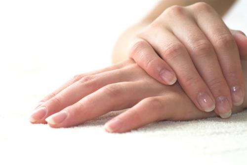 Грибок ногтей на руках: симптомы, причины, как лечить в домашних условиях - «Новости»