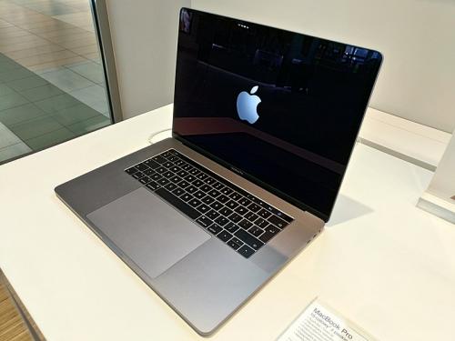 Ноутбуки–огонь. Apple отзывает MacBook Pro из-за пожароопасной батареи - «Интернет»
