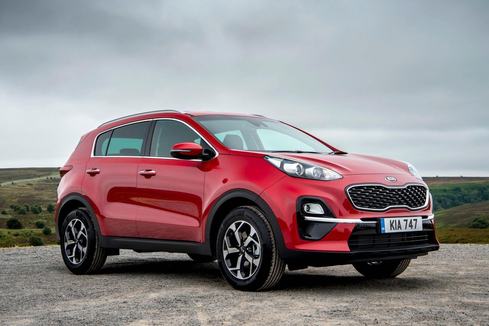 Kia Sportage 2021 красная