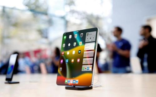 Складной iPhone X Fold «складывает» на полку Samsung и Huawei - «Новости»