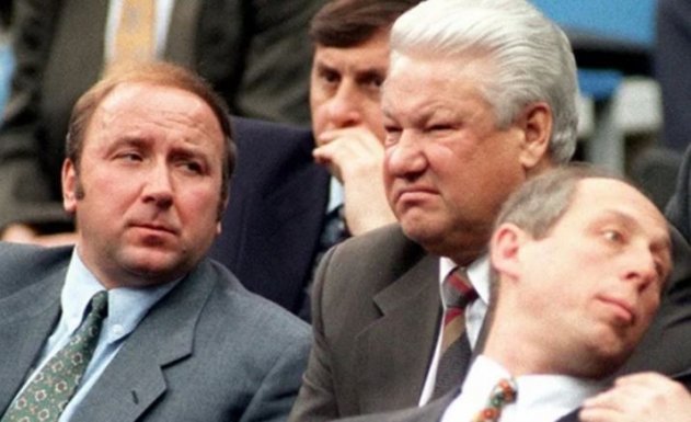 Бывший глава СБ Ельцина объяснил, почему РФ не вернула Крым в 1994 году - Новости дня сегодня