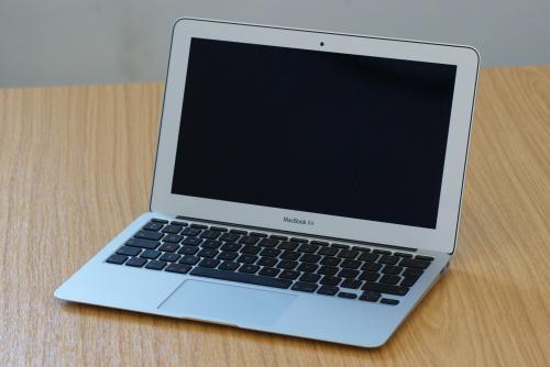 Apple тайным указом отозвали ноутбуки MacBook Air - «Интернет»