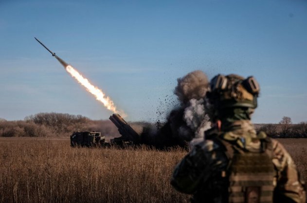 Эксперт из США: после спецоперации поставленное Киеву оружие всплывет на черном рынке - «Новости Дня»