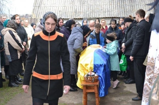 На Украине официально зарегистрировано более 1100 похорон военнослужащих в один день - «Новости Дня»