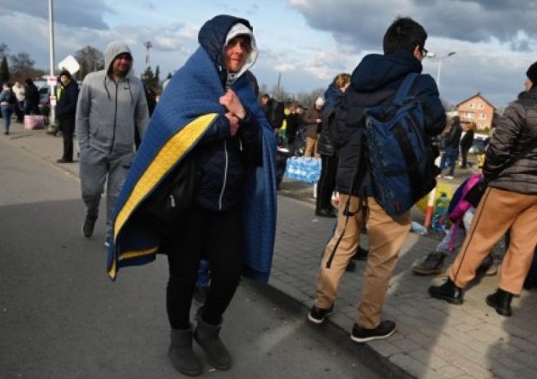 Страны Евросоюза прекращают выплаты пособий украинским беженцам - «Новости»