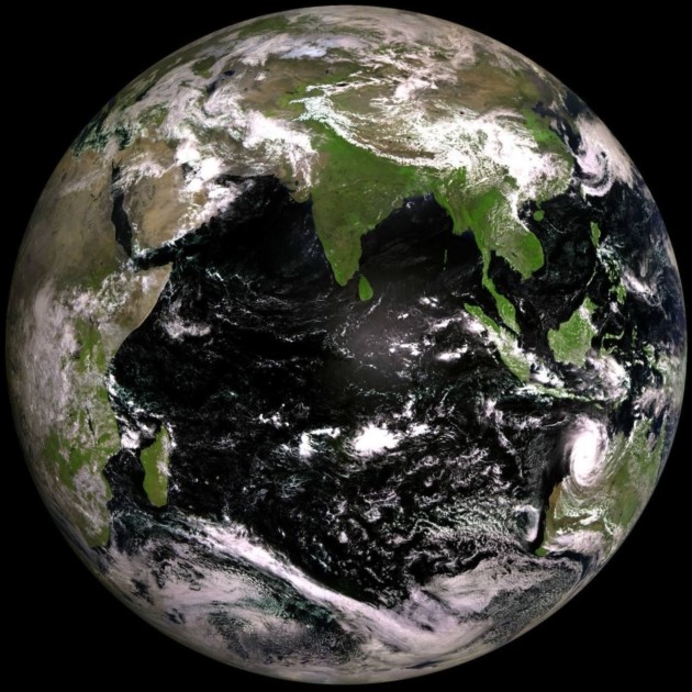 «Роскосмос» показал первые кадры Земли с нового спутника