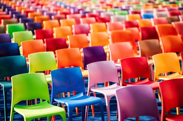 Ученые призывают производителей избавляться от пластика ярких цветов